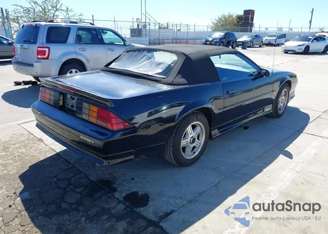 1991 Chevrolet Camaro Z28 z USA, uszkodzony, nr VIN 1G1FP33F2ML122217